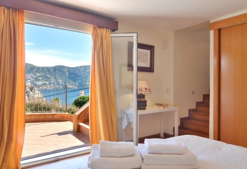 Villa With Incredible Sea Views And Pool Sleeps 7