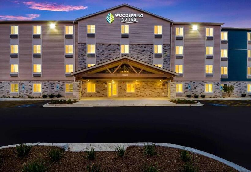 Woodspring Suites Chicago Addison