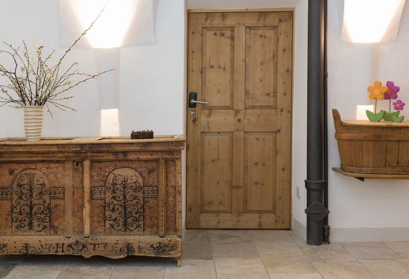 مبيت وإفطار Garni Bachlerhof
