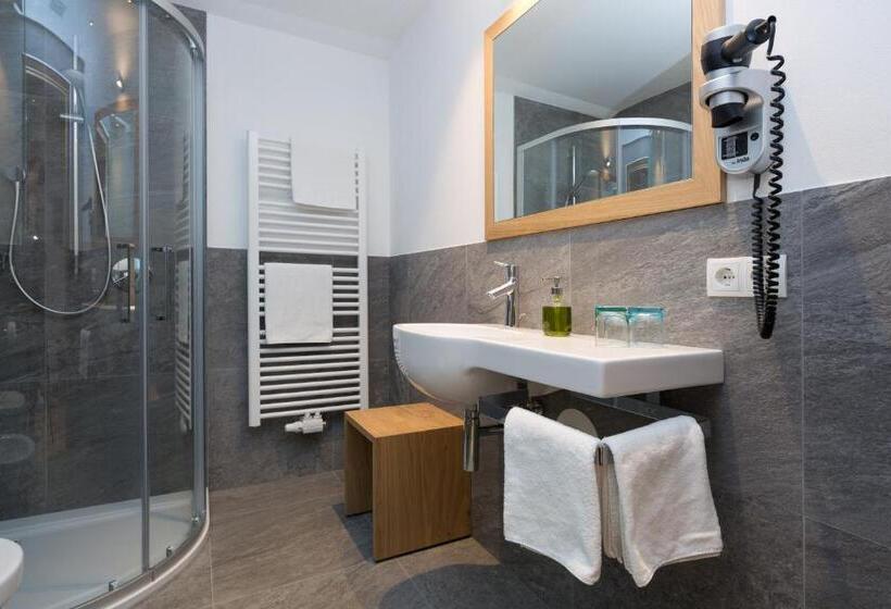 Bed and Breakfast Garni Bachlerhof