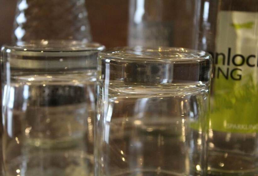 민박 Red Dragon Inn