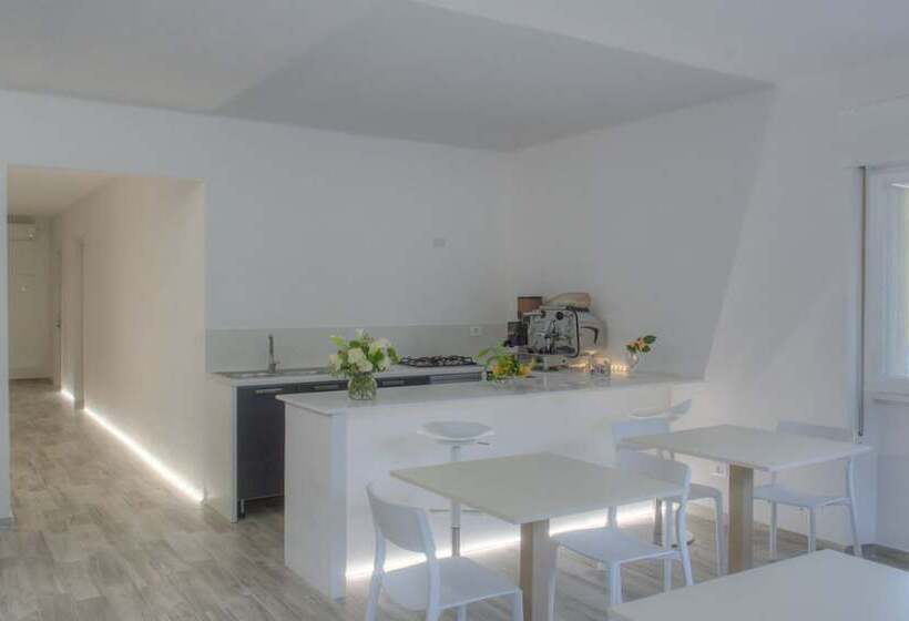 ベッドアンドブレックファースト Rione San Carlo