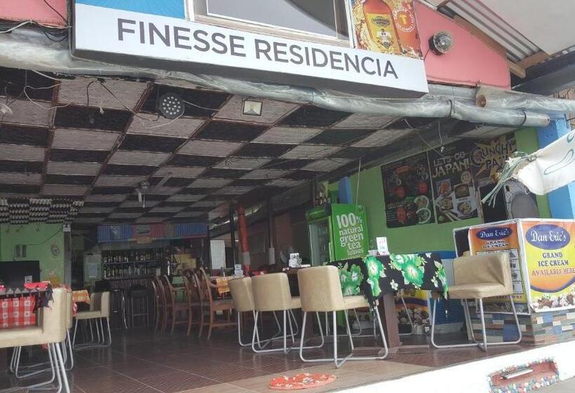 호텔 Finesse Residencia Bar And Restaurant