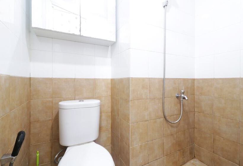 فندق Green Pramuka City By Sr Property