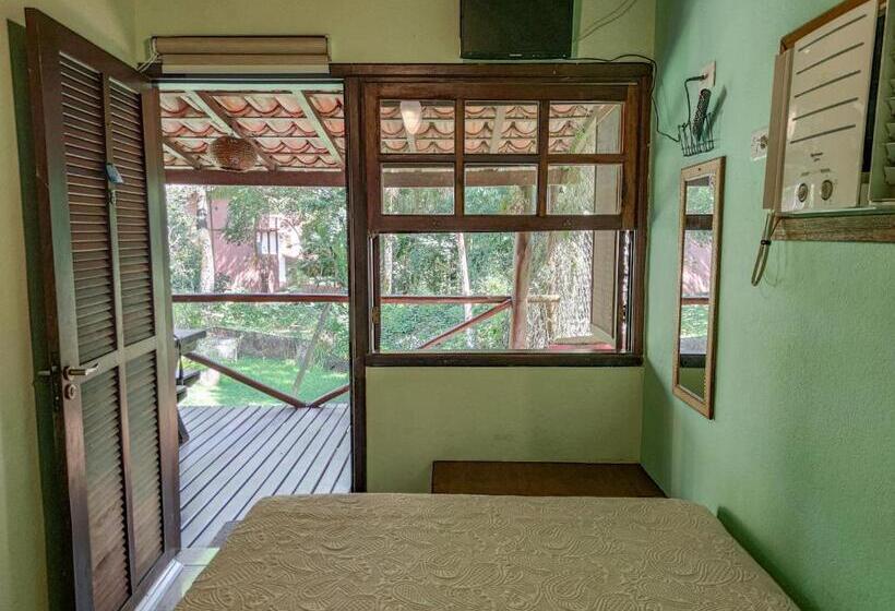 בית מלון כפרי Pousada Ilhabelasuites