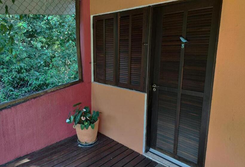 בית מלון כפרי Pousada Ilhabelasuites