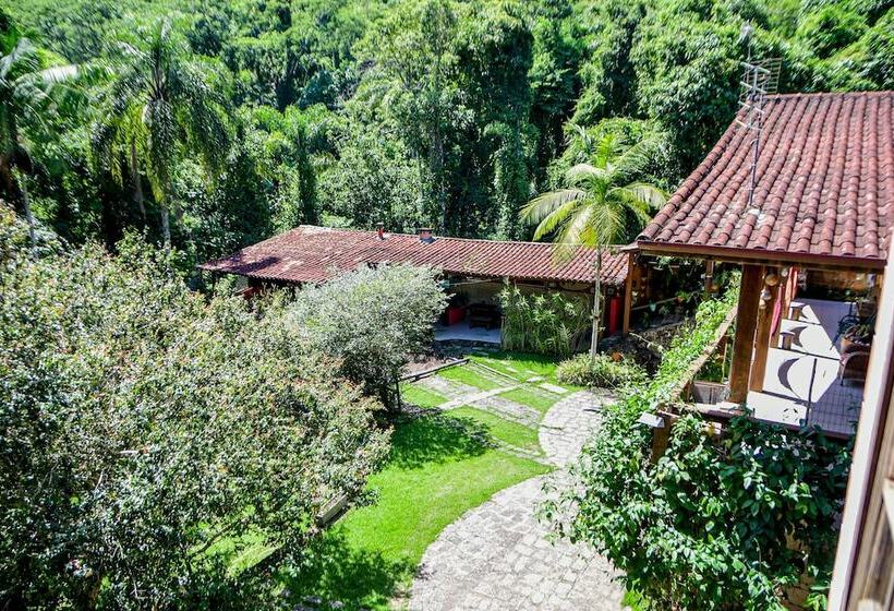 בית מלון כפרי Pousada Ilhabelasuites