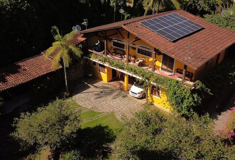 בית מלון כפרי Pousada Ilhabelasuites