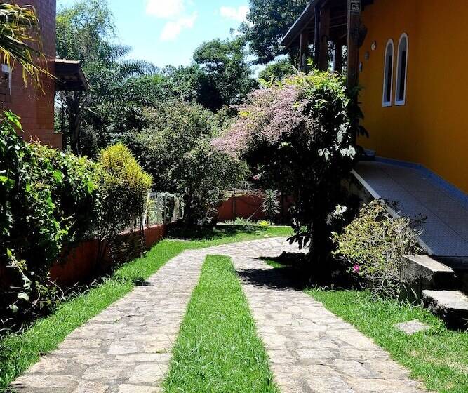 בית מלון כפרי Pousada Ilhabelasuites