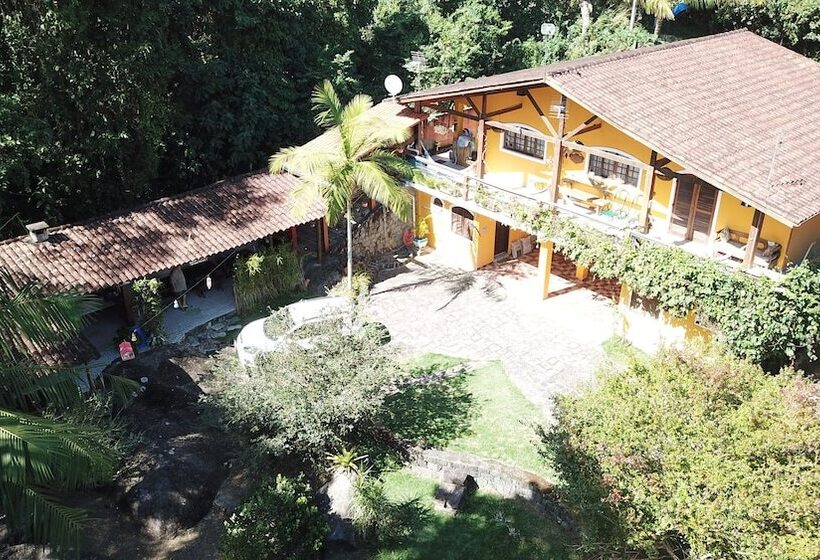 בית מלון כפרי Pousada Ilhabelasuites