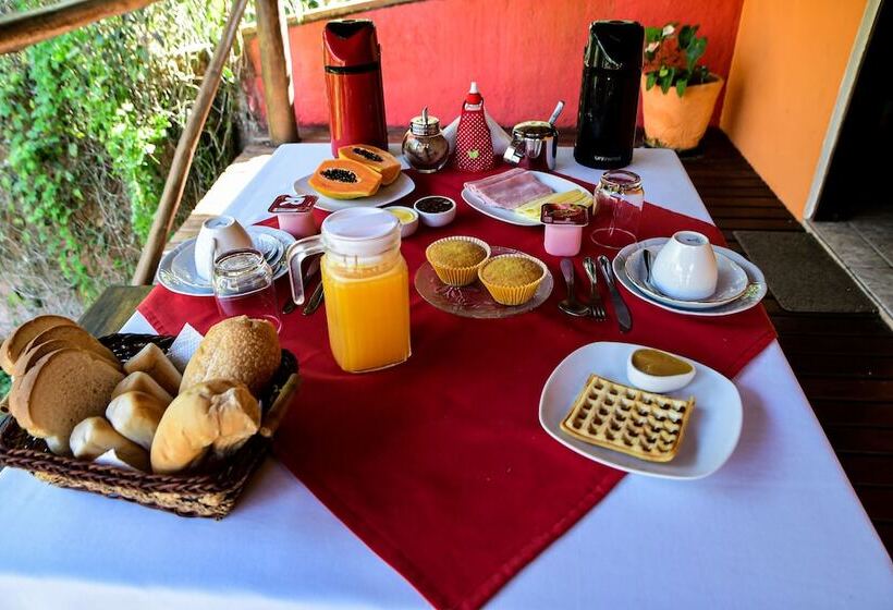 בית מלון כפרי Pousada Ilhabelasuites