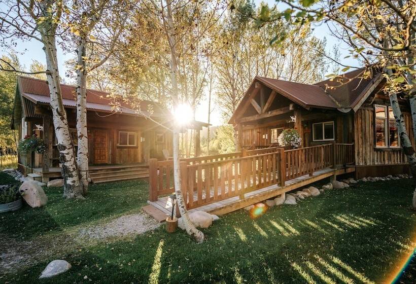 田舎風ホテル Moose Creek Ranch