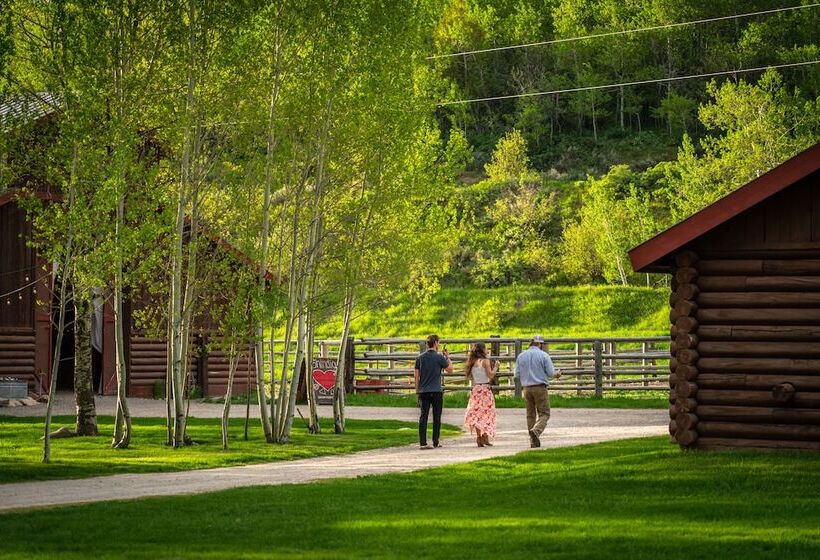 田舎風ホテル Moose Creek Ranch