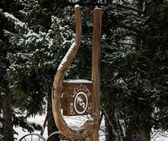 田舎風ホテル Moose Creek Ranch