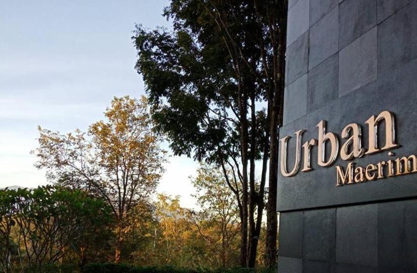 Отель Urban Maerim