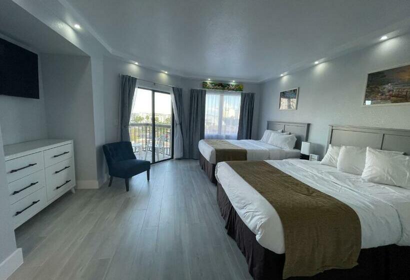 Lovely 1 Bedroom Condo With Pool