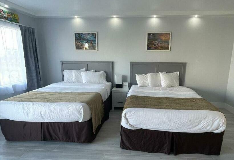 Lovely 1 Bedroom Condo With Pool