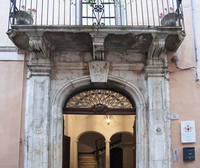Palazzo Salini Luxury B&b