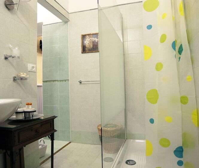 Palazzo Salini Luxury B&b