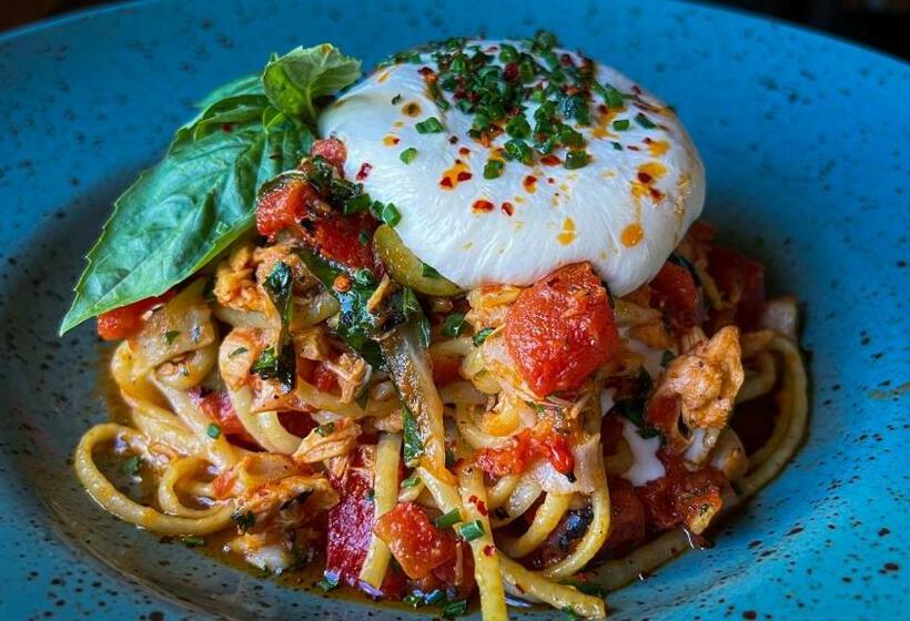 فندق صغير Slaymaker & Nichols Gastro House & Inn