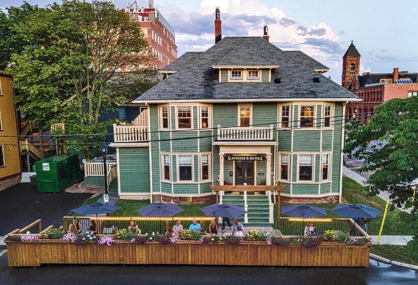 فندق صغير Slaymaker & Nichols Gastro House & Inn