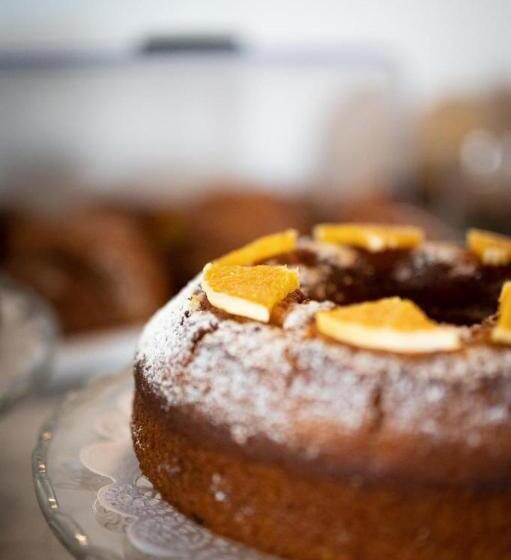 هتل Agriturismo Il Colle Dei Lecci