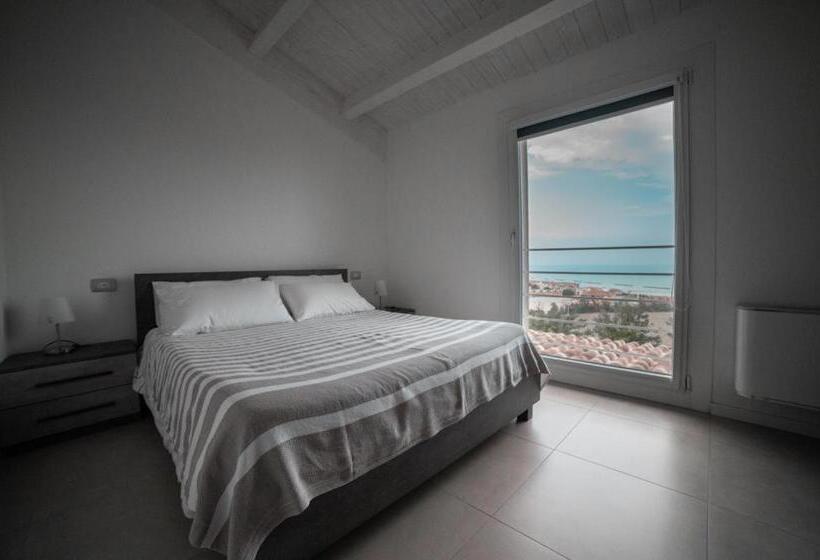 هتل Agriturismo Il Colle Dei Lecci