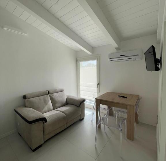 هتل Agriturismo Il Colle Dei Lecci