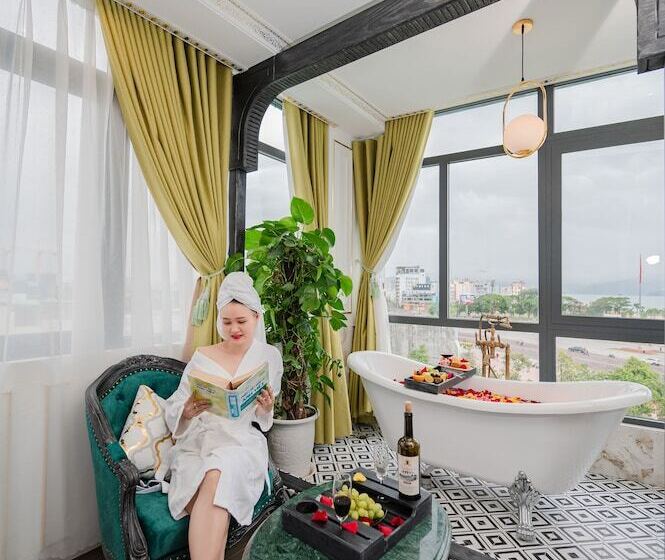 Athena Hotel Quy Nhơn