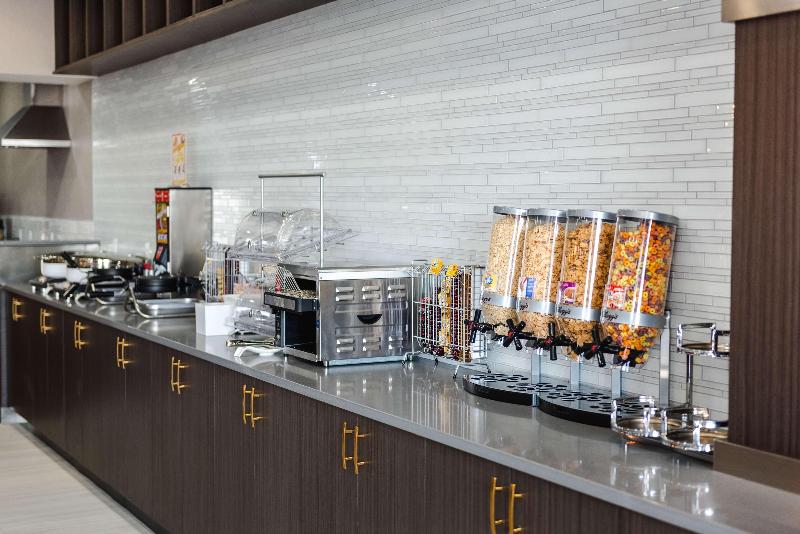 בית מלון כפרי Best Western Premier Executive Residency Medicine Hat