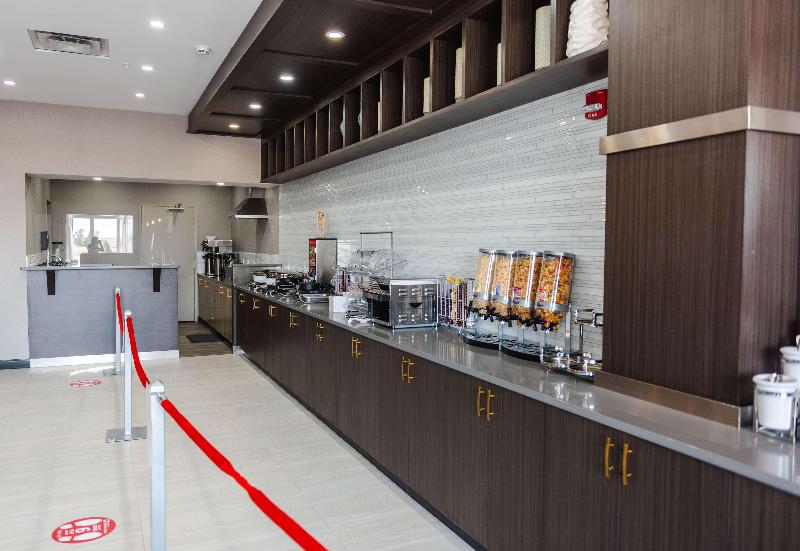 בית מלון כפרי Best Western Premier Executive Residency Medicine Hat