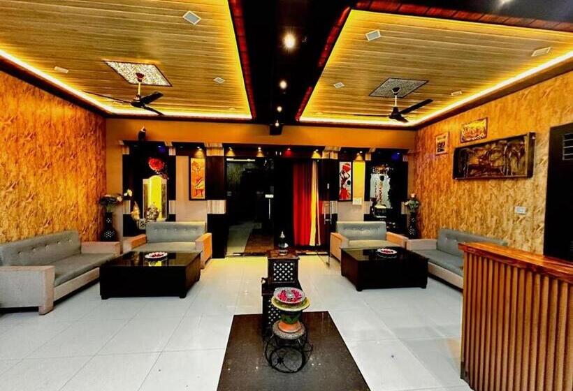 فندق Bundeli Farm Resort & Banquet Orchha