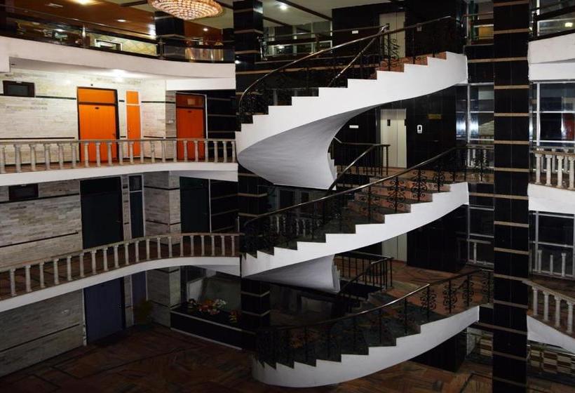 هتل Exquisite Luxurious Presidential Stay  Pure Veg