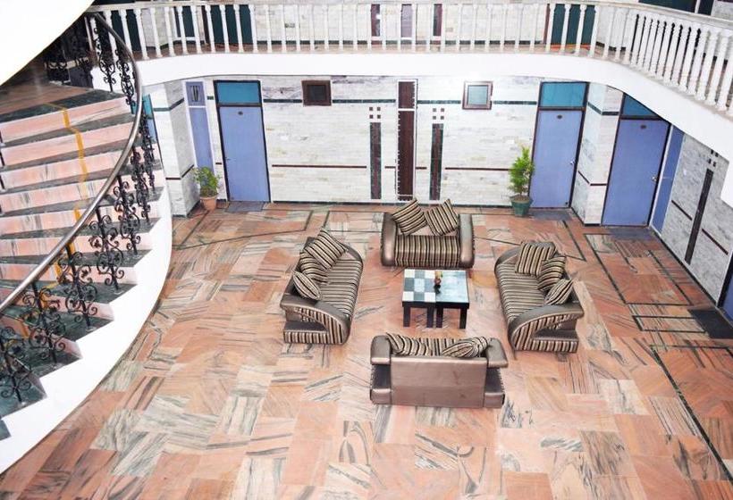 هتل Exquisite Luxurious Presidential Stay  Pure Veg