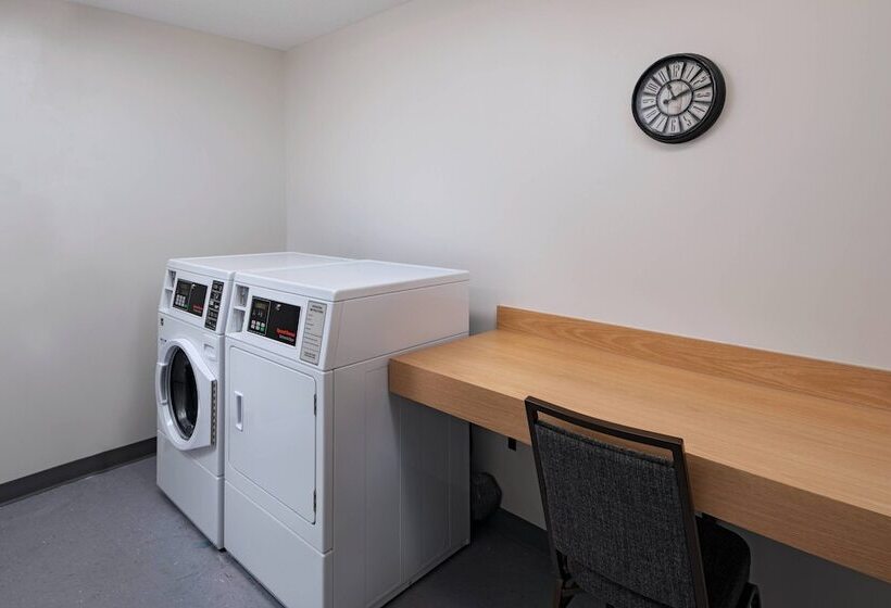 호텔 Fairfield Inn & Suites By Marriott Oskaloosa