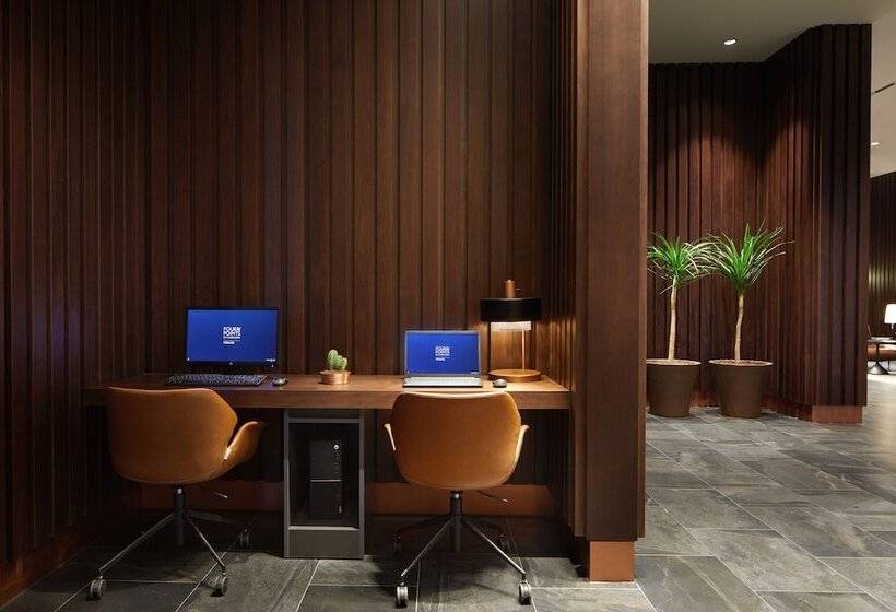 هتل Four Points By Sheraton Prishtina City