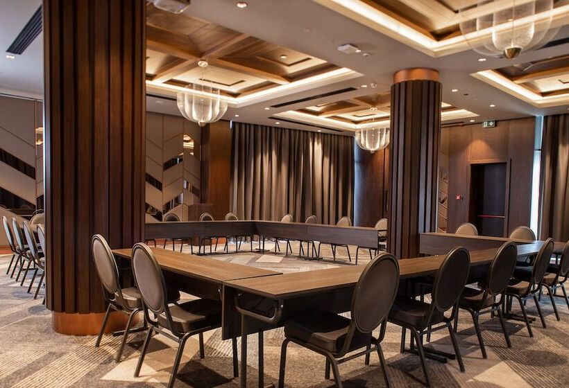 Hotel Four Points By Sheraton Prishtina City