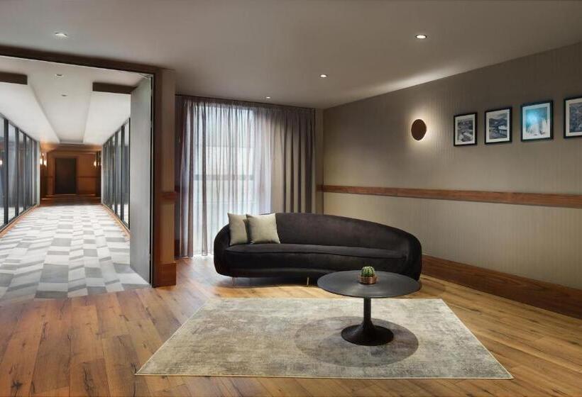 Hotel Four Points By Sheraton Prishtina City