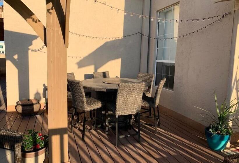 فندق Heritage Inn