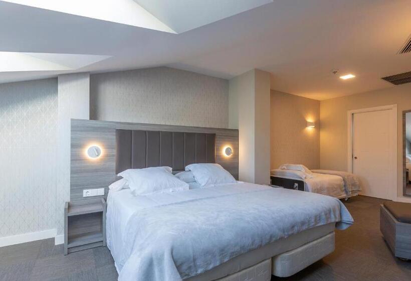 فندق Hostal Pórtico