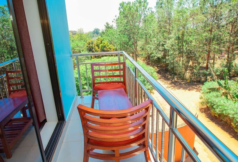 ホテル Kilimanjaro White House