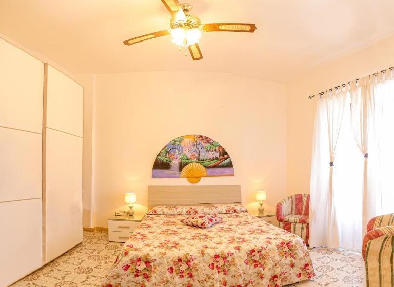 Mini Hotel Rendez Vous