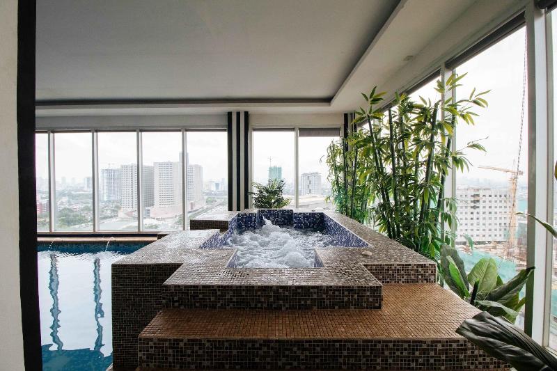 هتل Northpointe Residences