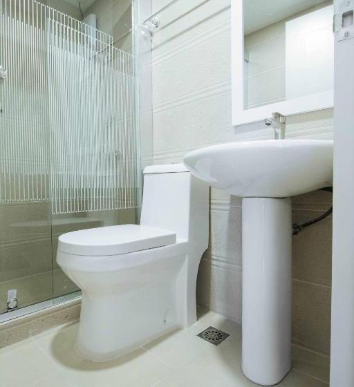 هتل Northpointe Residences