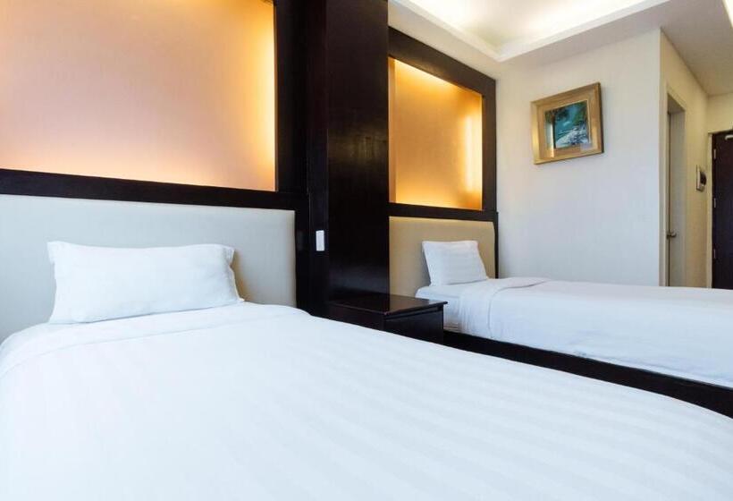 هتل Northpointe Residences