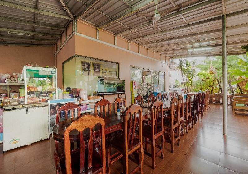 酒店 Oyo 1087 Udom Khomkham Apartment