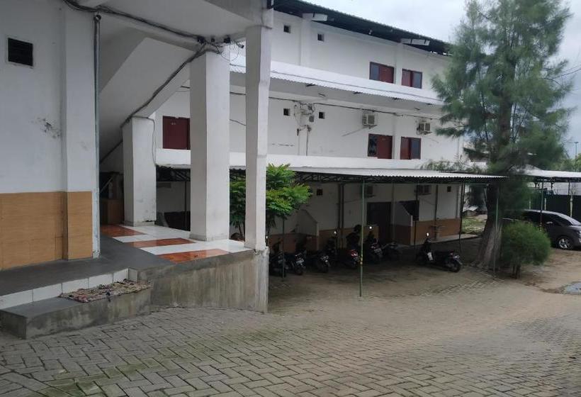 בית מלון כפרי Oyo 3329  Mulya Jaya