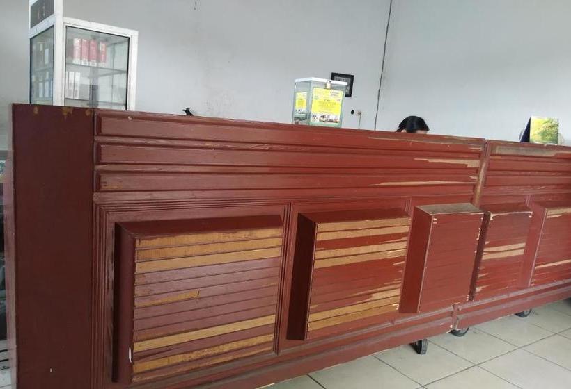 בית מלון כפרי Oyo 3329  Mulya Jaya