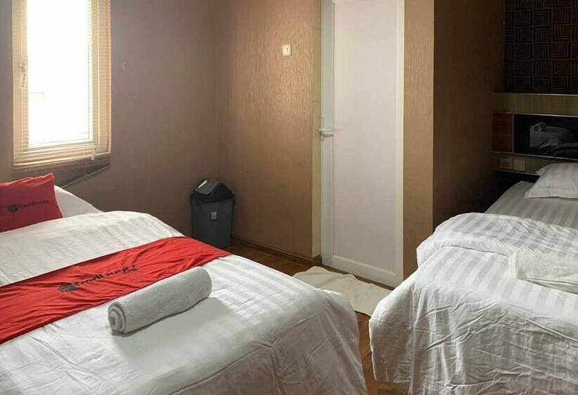 酒店 Reddoorz Plus @ Simpang Usu Medan