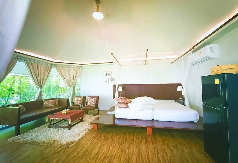 فندق Resort Huangchui Baan Phu Khao